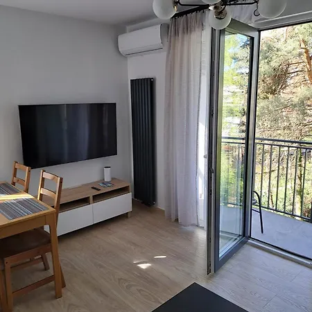 Arinea Apartment